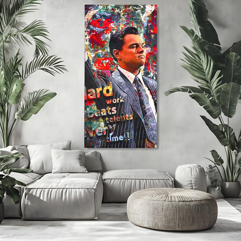 Tablou canvas cu tablou canvas cu leonardo dicaprio si mesaj motivational, fara rama, pe sasiu de lemn, pe perete intr-un living